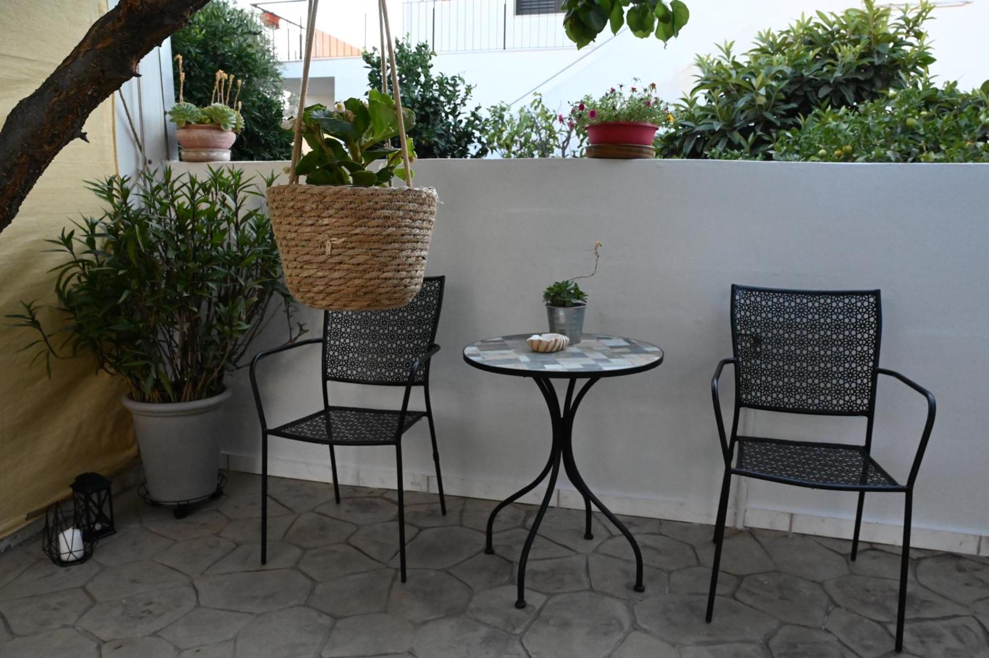 Evita'S Guesthouse Agia Marina Mikrolimanou Екстериор снимка
